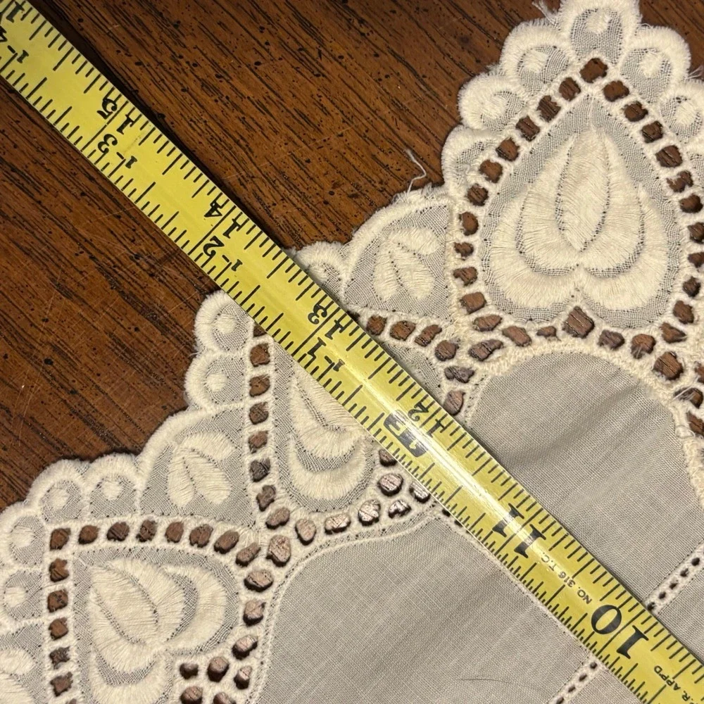 Vintage Placemats Cream Lace Heart Embroidered Hemstitched Lot of 8